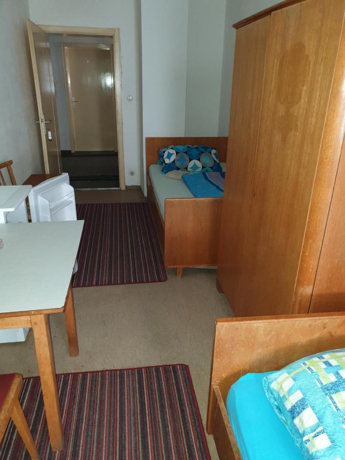 Hotel Pension Engel Pfullendorf Exterior foto